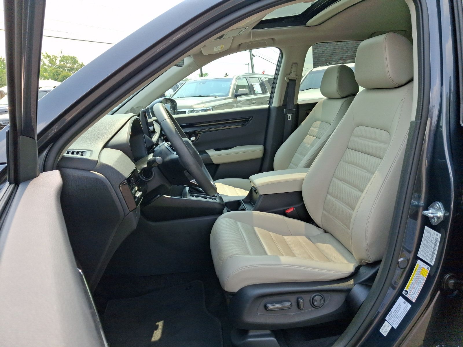 Used 2024 Honda CR-V EX-L image 13