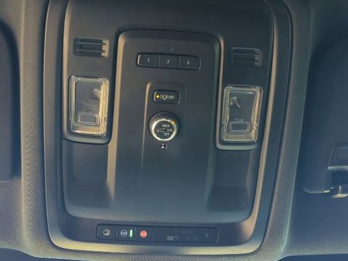 Certified 2022 Chevrolet Suburban LT image 10