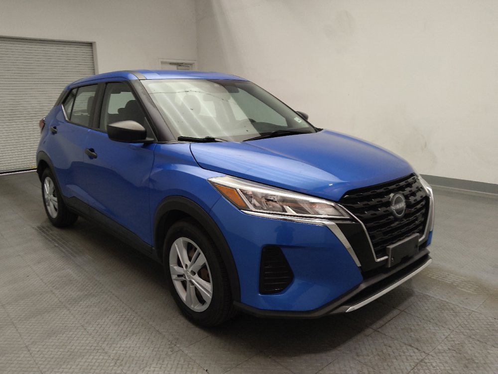 Used 2022 Nissan Kicks S FWD image 13