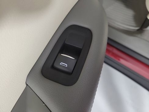 Used 2019 Cadillac XT5 Luxury image 14