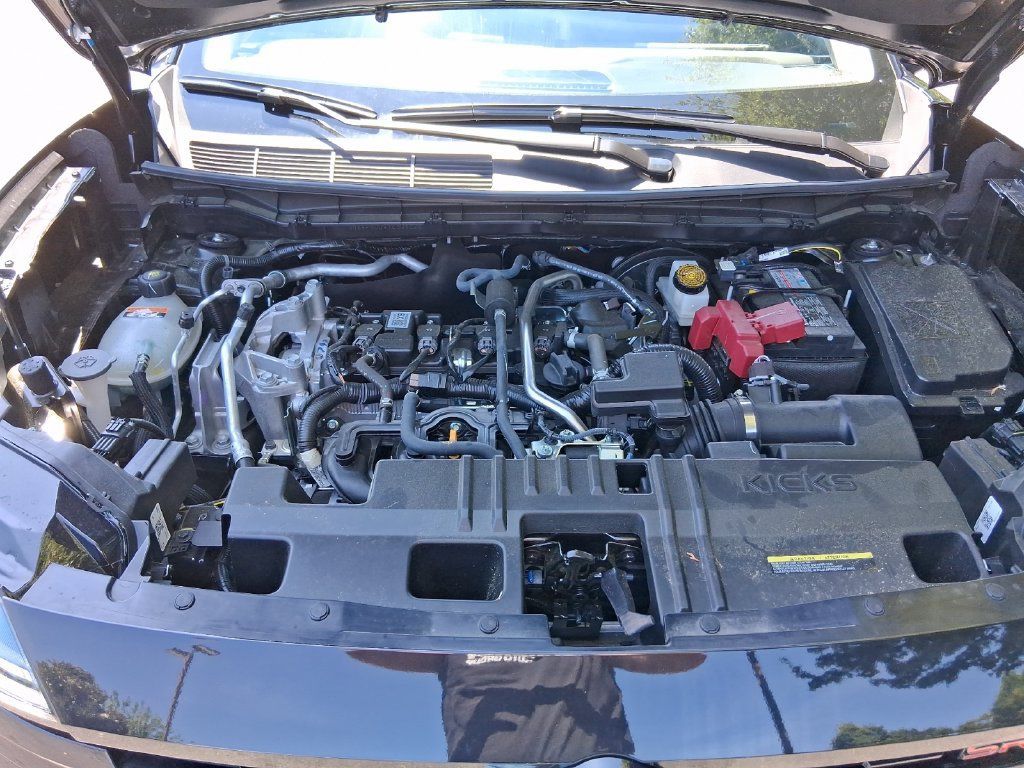 Used 2026 Nissan Kicks SR w/ SR Premium Package AWD/4WD image 27