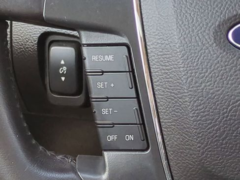 Used 2011 Ford Taurus SEL w/ 201A Rapid Spec Order Code FWD image 25