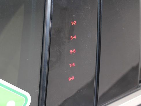 Used 2020 Lincoln Corsair Reserve image 22