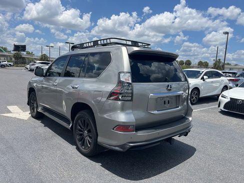 Used 2023 Lexus GX 460 Luxury w/ Sport Design Package AWD/4WD image 5