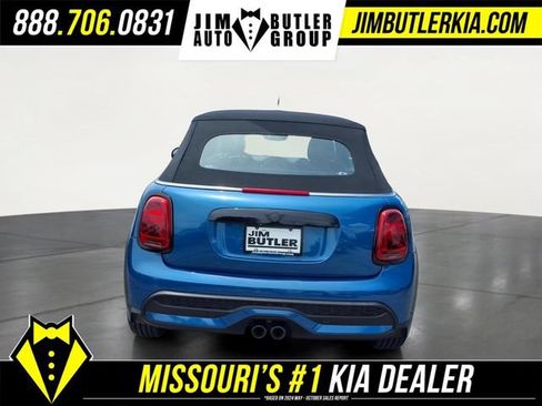 Used 2023 MINI Cooper S w/ Signature Upholstery Package FWD image 17