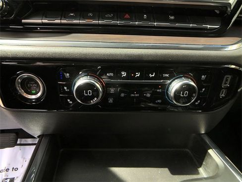 Certified 2023 GMC Sierra 1500 SLT w/ SLT Premium Package image 27