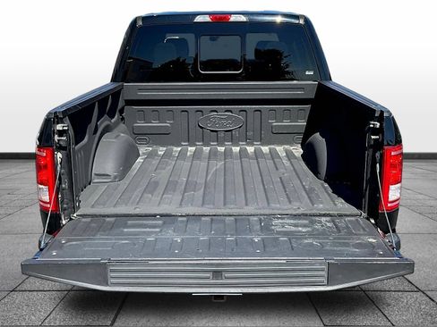 Used 2016 Ford F150 XLT w/ Equipment Group 302A Luxury AWD/4WD image 9
