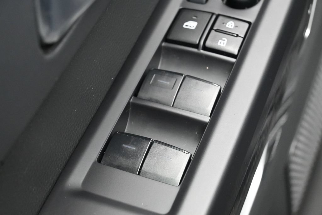 Used 2024 Toyota Tundra Platinum AWD/4WD image 15
