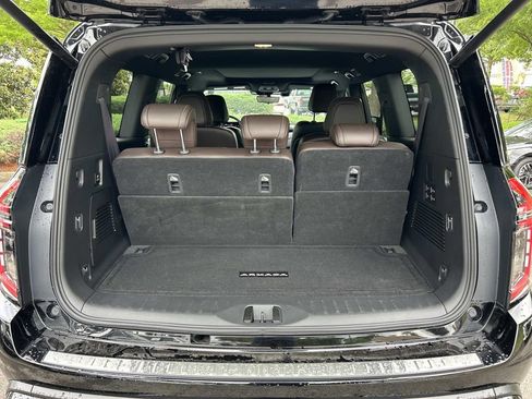 Certified 2026 Nissan Armada Platinum AWD/4WD image 13