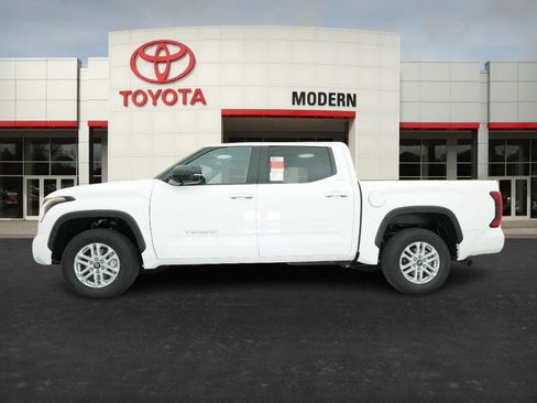 New 2026 Toyota Tundra SR5 image 10