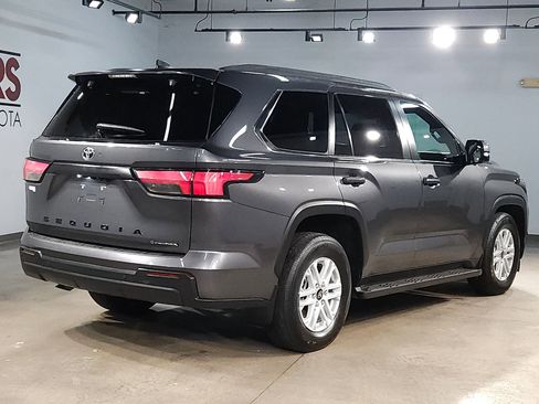 Certified 2025 Toyota Sequoia SR5 image 7