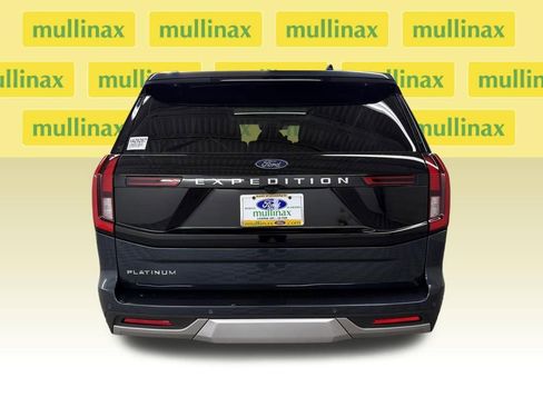 New 2026 Ford Expedition Platinum image 7