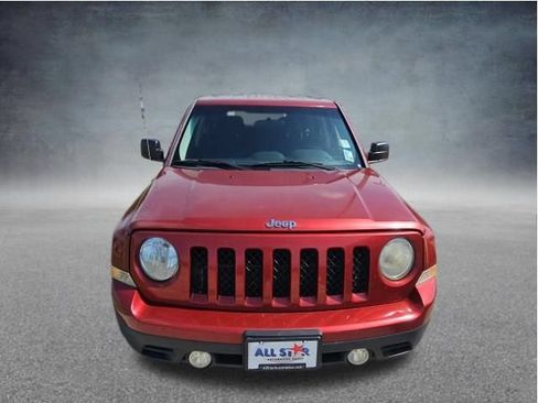 Used 2015 Jeep Patriot Sport w/ Power Value Group FWD image 2