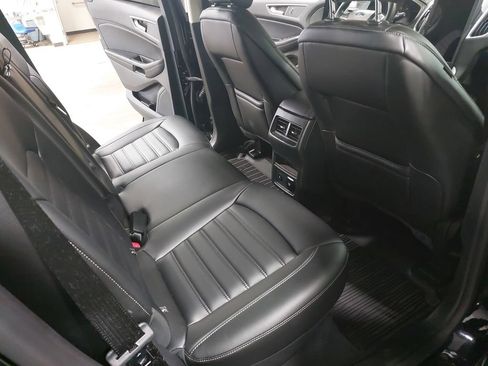 Used 2023 Ford Edge SEL w/ Convenience Package AWD/4WD image 11