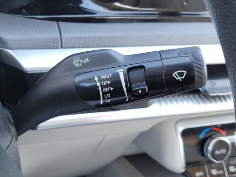 Used 2021 Kia K5 LXS image 27