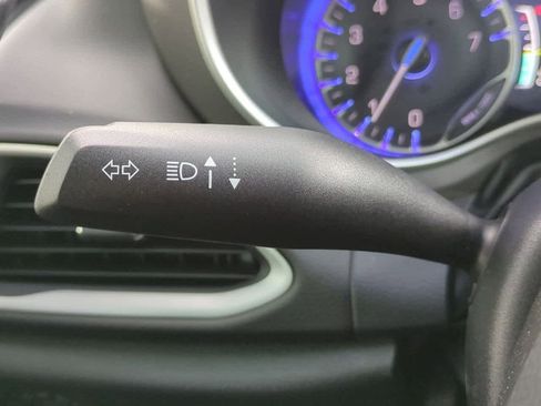 New 2026 Chrysler Voyager LX image 27