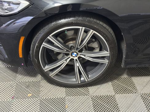 Used 2022 BMW 330i xDrive Sedan w/ Premium Package 2 image 12