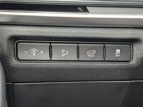 Certified 2024 Kia Telluride EX w/ EX Captain's Chair Package FWD image 40
