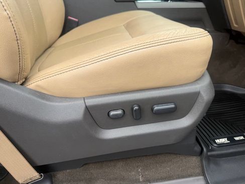 Used 2016 Ford F350 Lariat w/ Lariat Interior Package AWD/4WD image 70