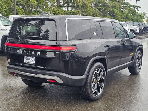 Used 2022 Rivian R1S Launch Edition AWD/4WD image 5
