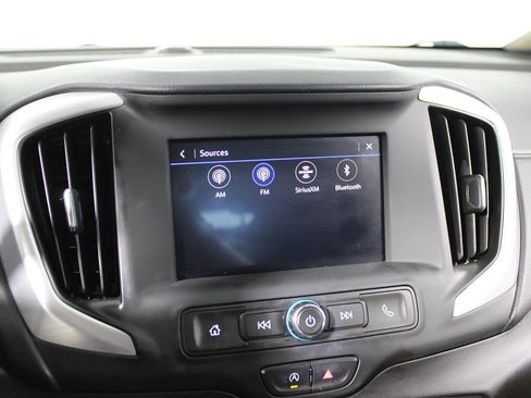 Used 2023 GMC Terrain SLE w/ Driver Convenience Package image 15