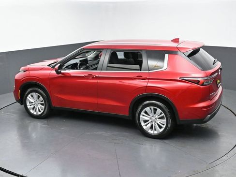 Used 2025 Mitsubishi Outlander ES AWD/4WD image 43