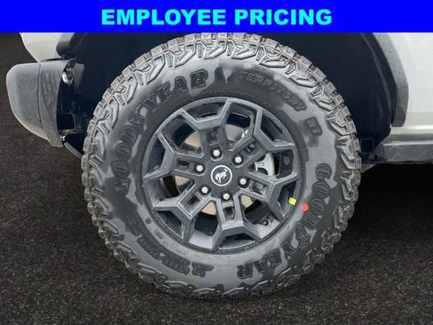 New 2026 Ford Bronco Badlands AWD/4WD image 14
