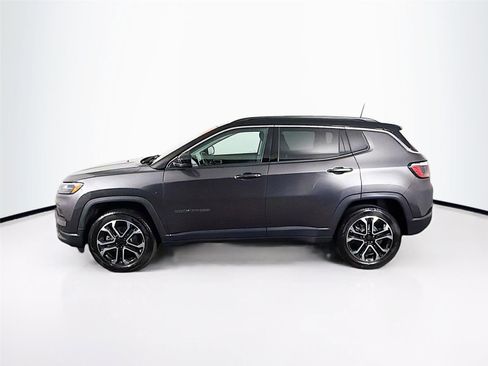 Used 2022 Jeep Compass Limited AWD/4WD image 4
