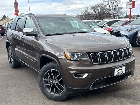 Used 2017 Jeep Grand Cherokee Limited AWD/4WD image 1
