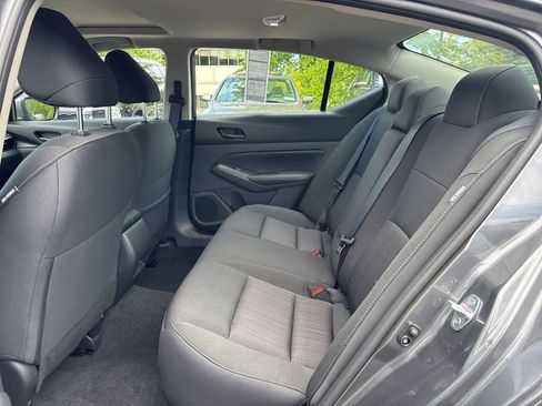 Certified 2024 Nissan Altima 2.5 SV w/ SV Premium Package FWD image 13