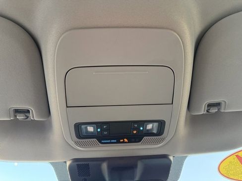 Used 2024 Ford F150 XL image 24