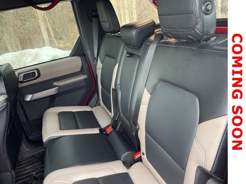Used 2023 Ford Bronco Wildtrak image 7