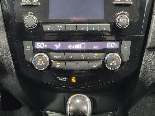 Used 2017 Nissan Rogue SV w/ Midnight Edition Package AWD/4WD image 20