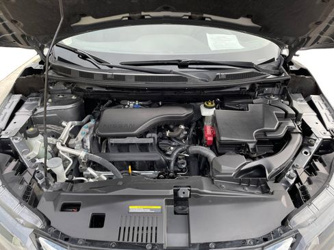 Used 2021 Nissan Rogue Sport SV image 6