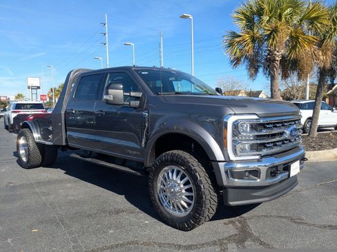 New 2025 Ford F550 4x4 Crew Cab Super Duty image 2