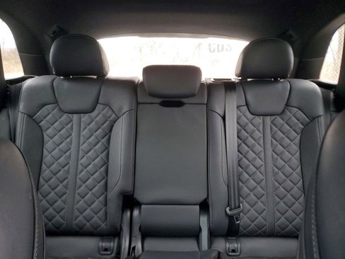 Used 2025 Audi SQ5 Premium Plus AWD/4WD image 7