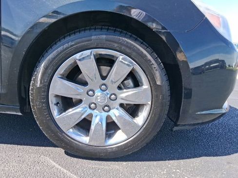Used 2013 Buick LaCrosse Leather w/ Driver Confidence Package FWD image 3
