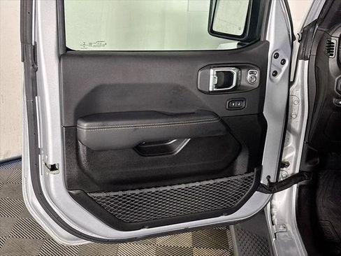 Certified 2023 Jeep Wrangler Unlimited Sahara w/ Cold Weather Group AWD/4WD image 11