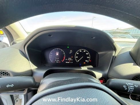 Used 2023 Honda HR-V LX image 8