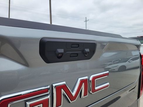 New 2026 GMC Sierra 1500 SLT AWD/4WD image 7