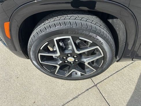 New 2026 Chevrolet Traverse High Country w/ LPO, Floor Liner Package image 10