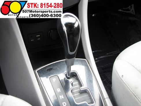 Used 2015 Hyundai Accent Sport w/ Option Group 04 image 17