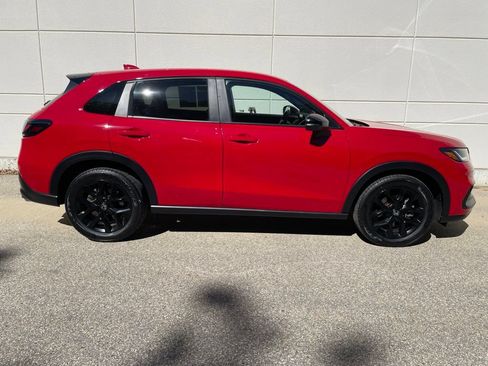 Certified 2024 Honda HR-V Sport image 6