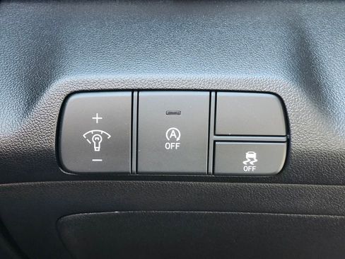 New 2026 Hyundai Elantra SE FWD image 23