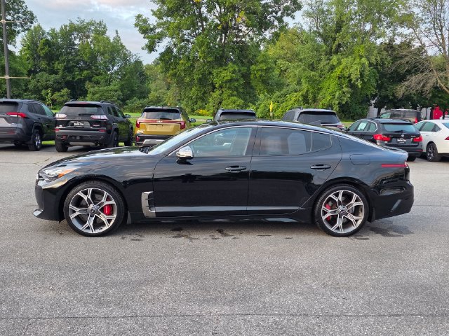 Used 2019 Kia Stinger GT1 AWD/4WD image 5