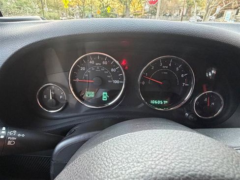Used 2015 Jeep Wrangler Unlimited Sport AWD/4WD image 33