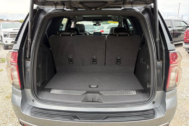 Used 2022 Chevrolet Tahoe RST w/ Luxury Package AWD/4WD image 13