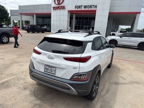Used 2022 Hyundai Kona Limited FWD image 8