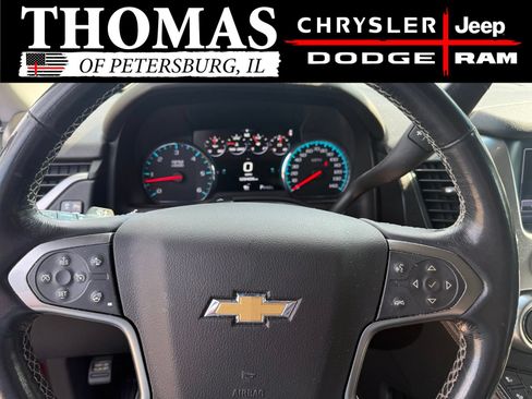 Used 2018 Chevrolet Suburban Premier AWD/4WD image 17
