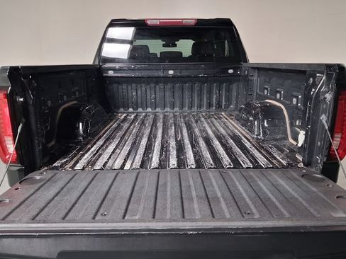 Certified 2023 GMC Sierra 1500 SLT w/ X31 Off-Road Package AWD/4WD image 13